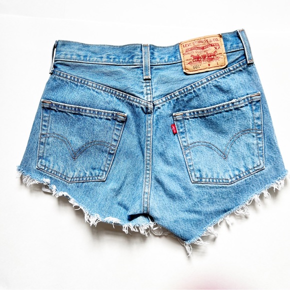Vintage Levi's 501 Button Fly Shorts - Picture 4 of 7